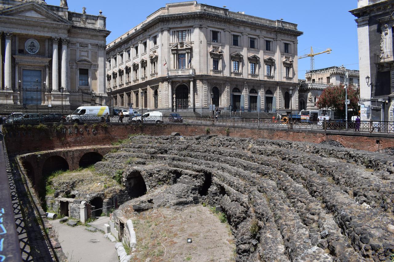 Il Cortiletto Di Piazza Verga * Catánia